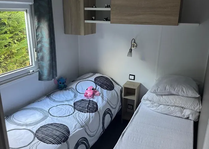 Mobilhome A La Palmyre Aux Charmettes